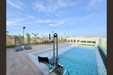Casa de condomínio à venda com 33m², 1 quarto e sem vaga Casa de condomínio à venda com 33m², 1 quarto e sem vagaPiscina
