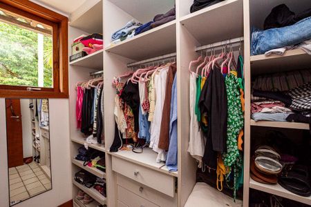 Casa à venda com 360m², 5 quartos e 4 vagas