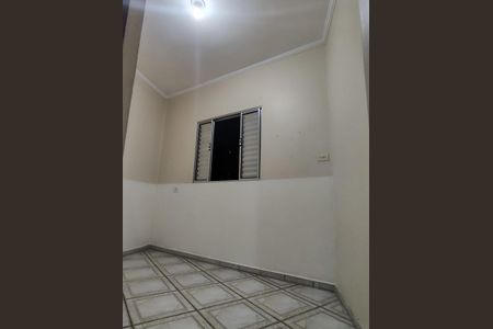 Casa para alugar com 110m², 2 quartos e 1 vaga Casa para alugar com 110m², 2 quartos e 1 vagaQuarto