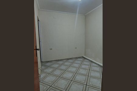 Quarto de casa para alugar com 2 quartos, 110m² em Casa Grande, Diadema