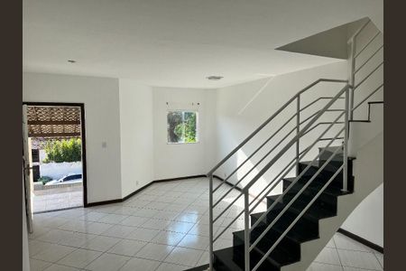 Casa à venda com 3 quartos, 120m² em Serra Grande, Niterói