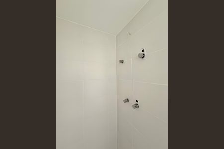 Studio à venda com 28m², 1 quarto e sem vaga Studio à venda com 28m², 1 quarto e sem vagaBanheiro