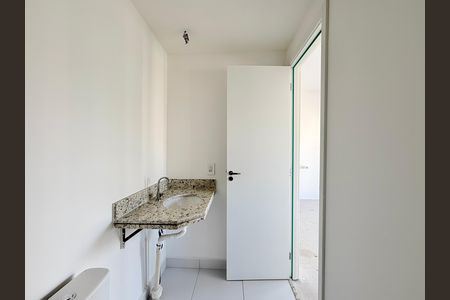 Studio à venda com 28m², 1 quarto e sem vaga Studio à venda com 28m², 1 quarto e sem vagaBanheiro
