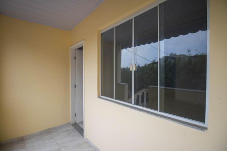 Casa para alugar com 80m², 2 quartos e sem vaga Casa para alugar com 80m², 2 quartos e sem vagaVaranda