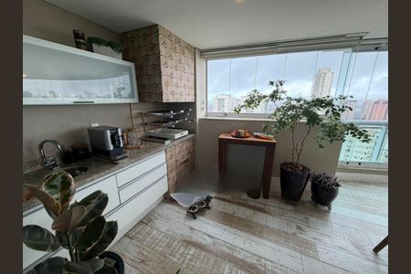Apartamento à venda com 4 quartos, 246m² em Vila Sofia, São Paulo