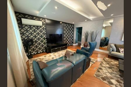 Apartamento à venda com 4 quartos, 246m² em Vila Sofia, São Paulo
