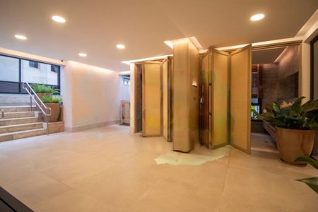 Apartamento à venda com 375m², 4 quartos e 4 vagas