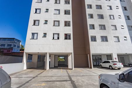 Fachada do bloco  de apartamento à venda com 2 quartos, 52m² em Centro, Diadema