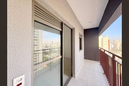 Studio à venda com 28m², 1 quarto e sem vaga Studio à venda com 28m², 1 quarto e sem vagaSacada