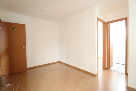 Sala de apartamento para alugar com 2 quartos, 47m² em Grand Ville, Uberlândia