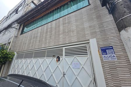 Casa para alugar com 80m², 2 quartos e 1 vaga