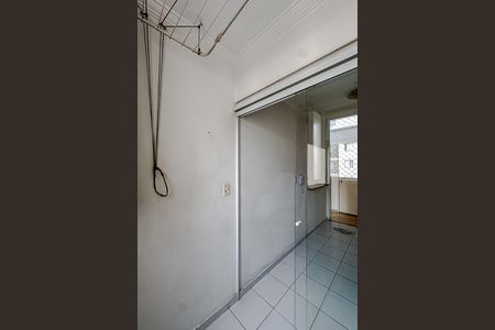 Apartamento à venda com 52m², 2 quartos e 1 vaga Apartamento à venda com 52m², 2 quartos e 1 vagaÁrea de Serviço