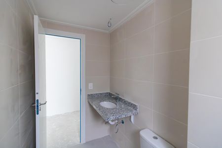 Apartamento à venda com 61m², 2 quartos e 1 vaga Apartamento à venda com 61m², 2 quartos e 1 vagaBanheiro da Suíte