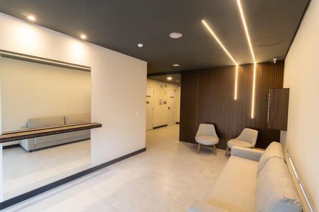 Apartamento à venda com 61m², 2 quartos e 1 vaga Apartamento à venda com 61m², 2 quartos e 1 vagaHall de entrada