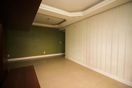 Sala de apartamento à venda com 3 quartos, 88m² em Nonoai, Porto Alegre