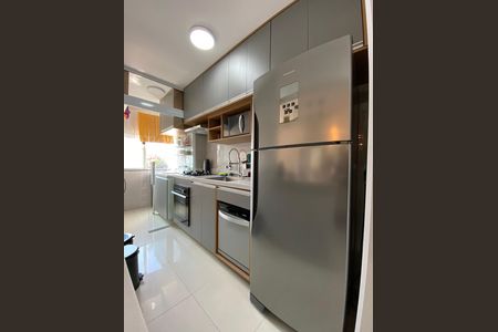 Cozinha de apartamento à venda com 2 quartos, 52m² em Jardim Peri Peri, São Paulo