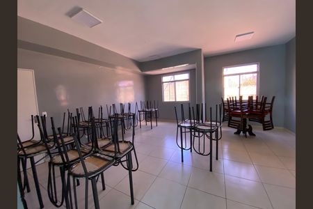 Apartamento à venda com 52m², 2 quartos e 1 vaga Apartamento à venda com 52m², 2 quartos e 1 vagaÁrea comum - Salão de festas