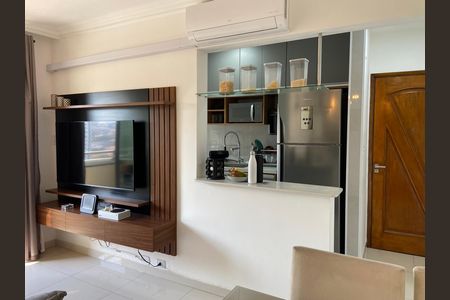 Sala de apartamento à venda com 2 quartos, 52m² em Jardim Peri Peri, São Paulo