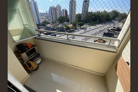 Apartamento à venda com 52m², 2 quartos e 1 vaga Apartamento à venda com 52m², 2 quartos e 1 vagaVaranda