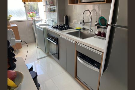 Apartamento à venda com 52m², 2 quartos e 1 vaga Apartamento à venda com 52m², 2 quartos e 1 vagaCozinha