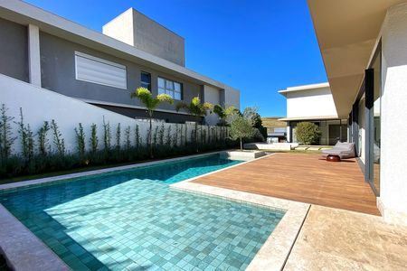 Casa de condomínio à venda com 564m², 5 quartos e 6 vagas Casa de condomínio à venda com 564m², 5 quartos e 6 vagasPiscina
