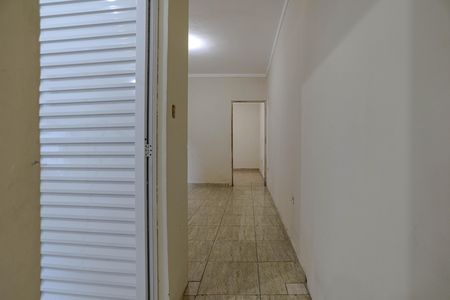Casa para alugar com 125m², 2 quartos e 2 vagas Casa para alugar com 125m², 2 quartos e 2 vagasCorredor