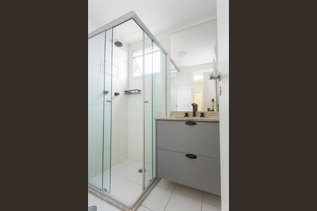 Banheiro da Suíte de apartamento para alugar com 3 quartos, 107m² em Jardim Taquaral, São Paulo