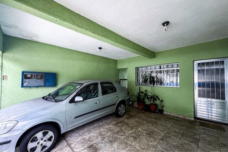 Garagem de casa à venda com 3 quartos, 198m² em Quarta Parada, São Paulo