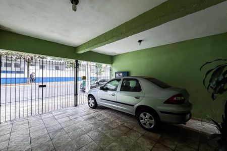 Garagem de casa à venda com 3 quartos, 198m² em Quarta Parada, São Paulo