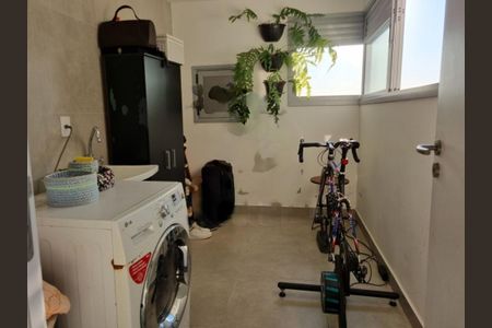 Apartamento à venda com 3 quartos, 155m² em Vila Sofia, São Paulo