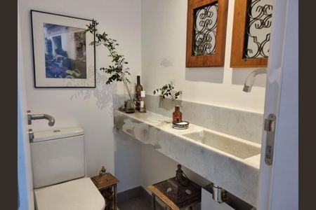 Apartamento à venda com 3 quartos, 155m² em Vila Sofia, São Paulo