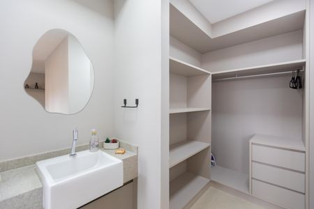 Studio à venda com 46m², 1 quarto e 1 vaga Studio à venda com 46m², 1 quarto e 1 vagaBanheiro/ Armário