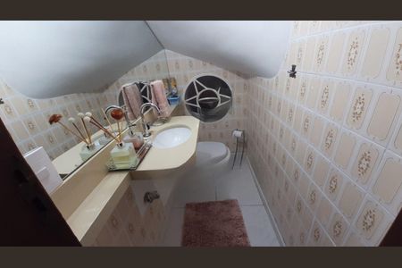 Casa à venda com 110m², 3 quartos e 2 vagas