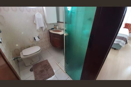 Casa à venda com 110m², 3 quartos e 2 vagas