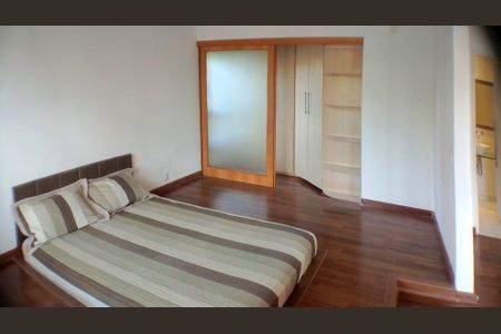 Apartamento para alugar com 69m², 2 quartos e 1 vaga