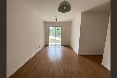 Apartamento à venda com 78m², 3 quartos e 1 vaga Apartamento à venda com 78m², 3 quartos e 1 vagaSala