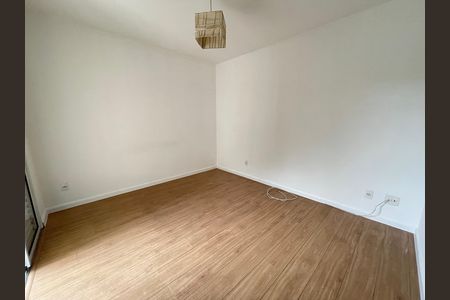 Apartamento à venda com 78m², 3 quartos e 1 vaga Apartamento à venda com 78m², 3 quartos e 1 vagaSuíte