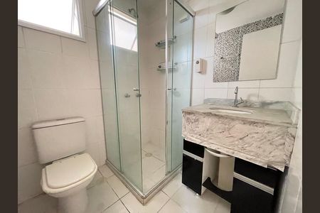 Apartamento à venda com 78m², 3 quartos e 1 vaga Apartamento à venda com 78m², 3 quartos e 1 vagaBanheiro da suíte