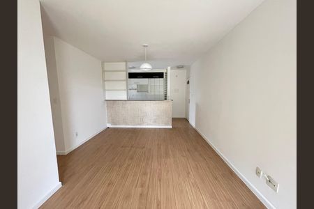 Apartamento à venda com 78m², 3 quartos e 1 vaga Apartamento à venda com 78m², 3 quartos e 1 vagaSala