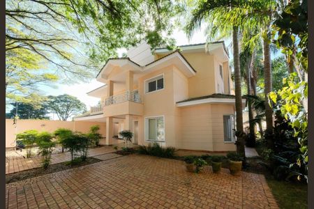 Casa à venda com 5 quartos, 800m² em Santo Amaro, São Paulo