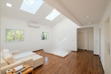 Casa à venda com 5 quartos, 800m² em Santo Amaro, São Paulo