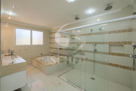 Casa à venda com 5 quartos, 800m² em Santo Amaro, São Paulo