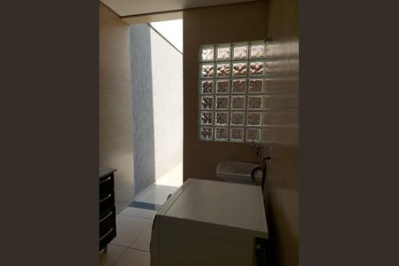 Casa à venda com 3 quartos, 141m² em Vila Constança, São Paulo