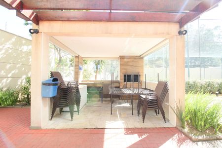 Área comum - Churrasqueira de apartamento para alugar com 2 quartos, 56m² em Jardim Henriqueta, Taboão da Serra