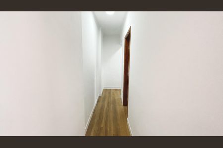 Apartamento à venda com 70m², 2 quartos e 1 vaga Apartamento à venda com 70m², 2 quartos e 1 vagaCorredor