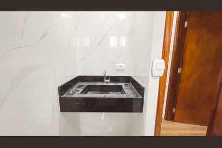 Apartamento à venda com 70m², 2 quartos e 1 vaga Apartamento à venda com 70m², 2 quartos e 1 vagaBanheiro