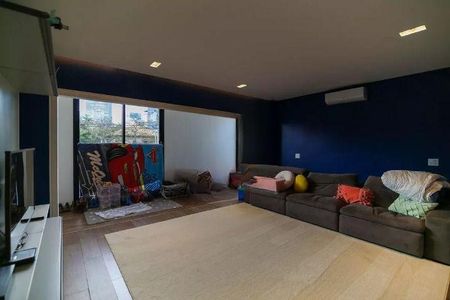 Casa à venda com 342m², 3 quartos e 6 vagas