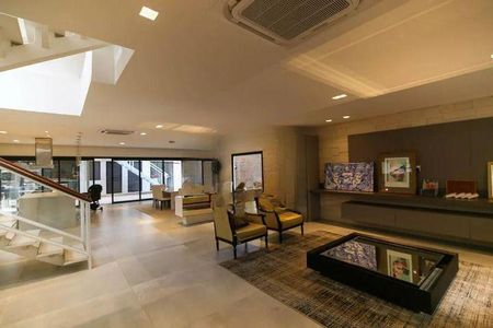 Casa à venda com 342m², 3 quartos e 6 vagas