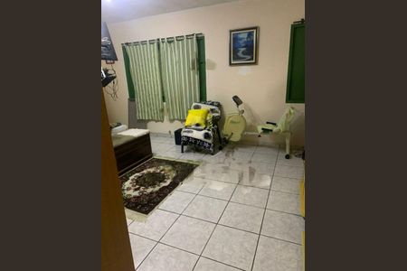 Casa à venda com 3 quartos, 220m² em Terceira Divisão de Interlagos, São Paulo