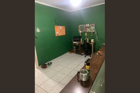 Casa à venda com 3 quartos, 220m² em Terceira Divisão de Interlagos, São Paulo